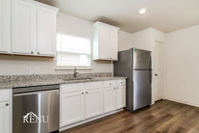 104 Stratton Ln - Photo 4 of 24