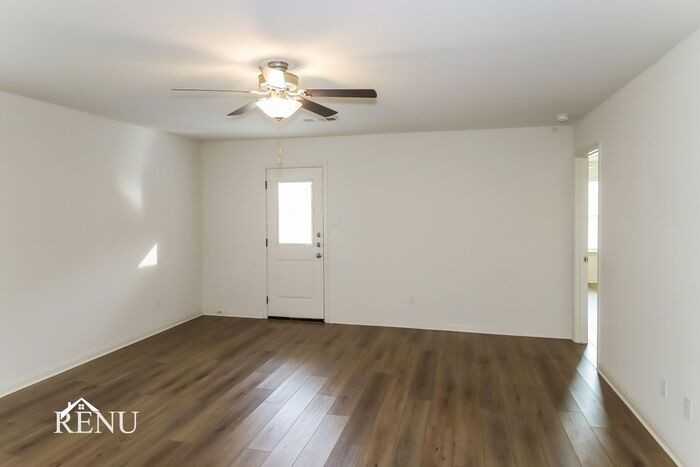 141 Stratton Ln - Photo 6 of 24