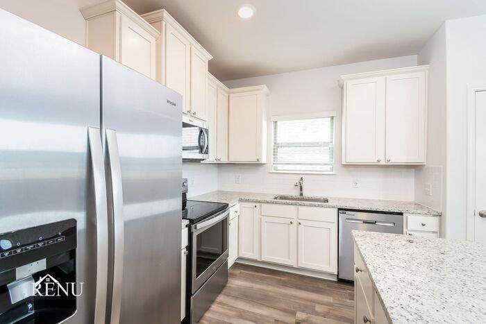 1105 Wheatfield Ln - Photo 5 of 26