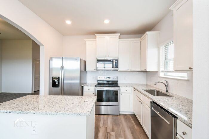 1105 Wheatfield Ln - Photo 6 of 26