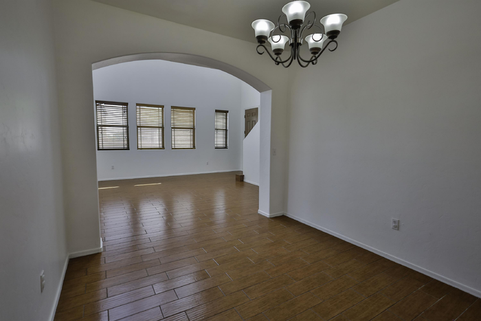 54 W Camino Cuesta Abajo - Photo 6 of 39