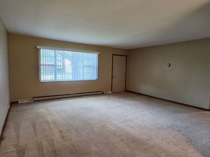 4150 E 73rd 1/2 Ave - Photo 4 of 8