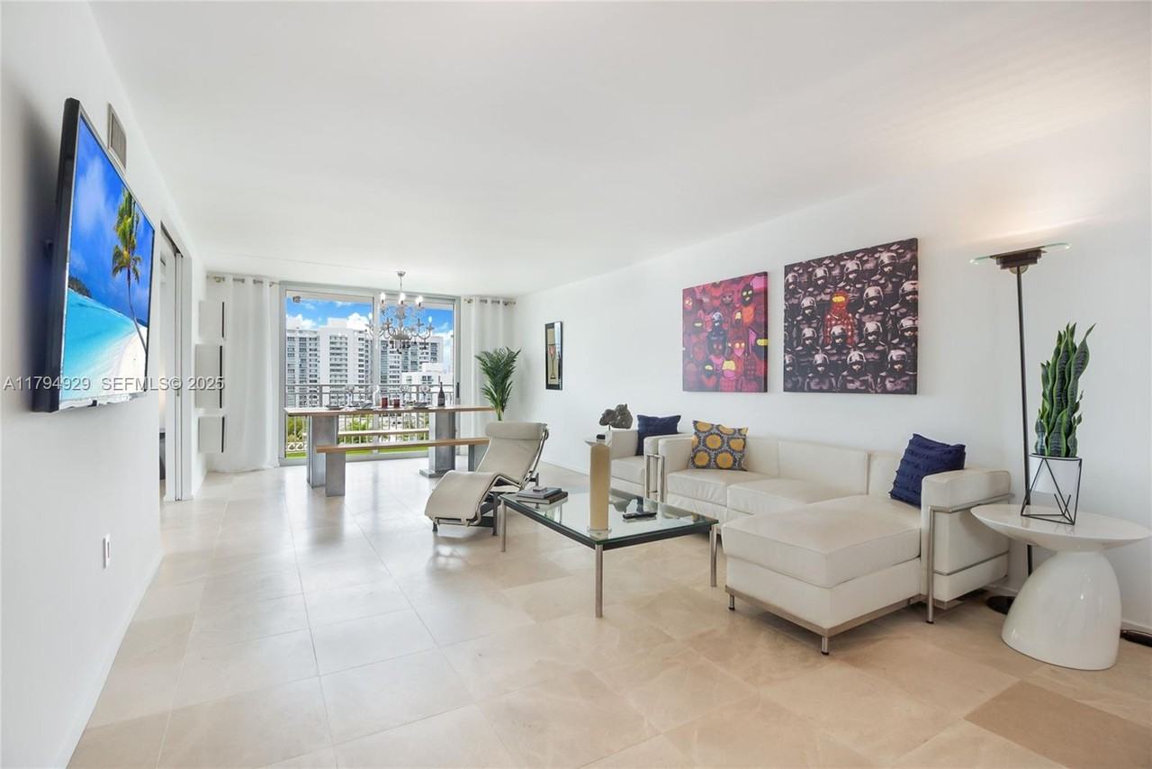 1045 10th Street #904