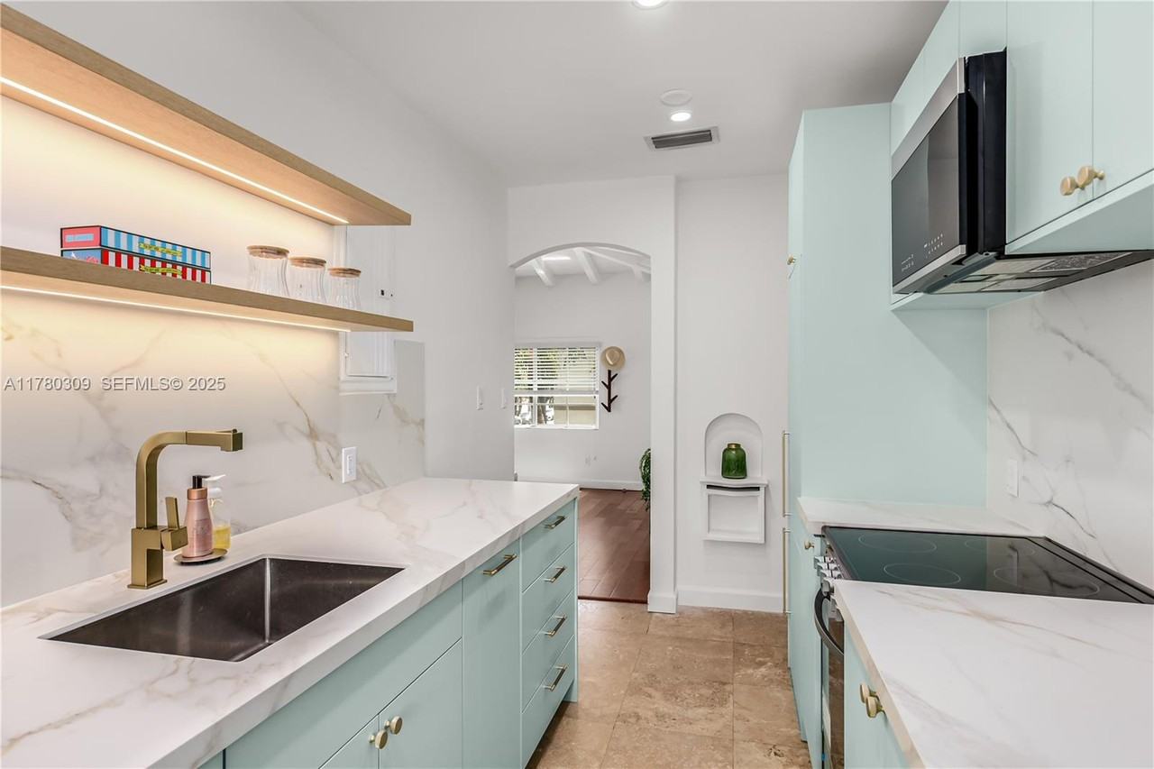 1508 Pennsylvania Avenue #6B - Photo 5 of 37