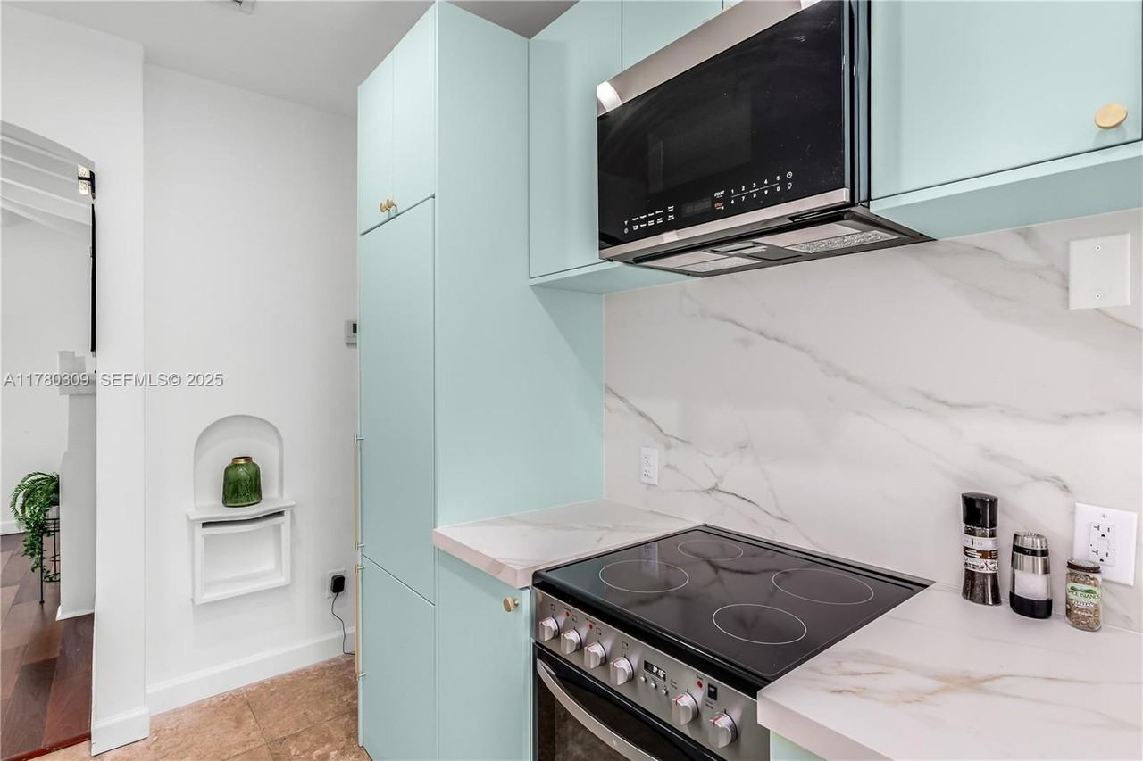 1508 Pennsylvania Avenue #6B - Photo 6 of 37