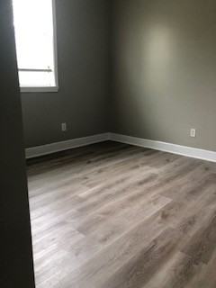 4923 Eastview Drive - Photo 3 of 11