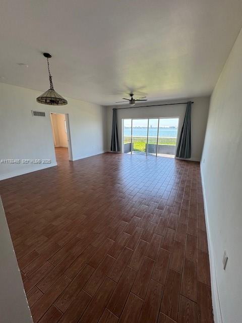 1880 South Treasure Drive #1B - Photo 3 of 30