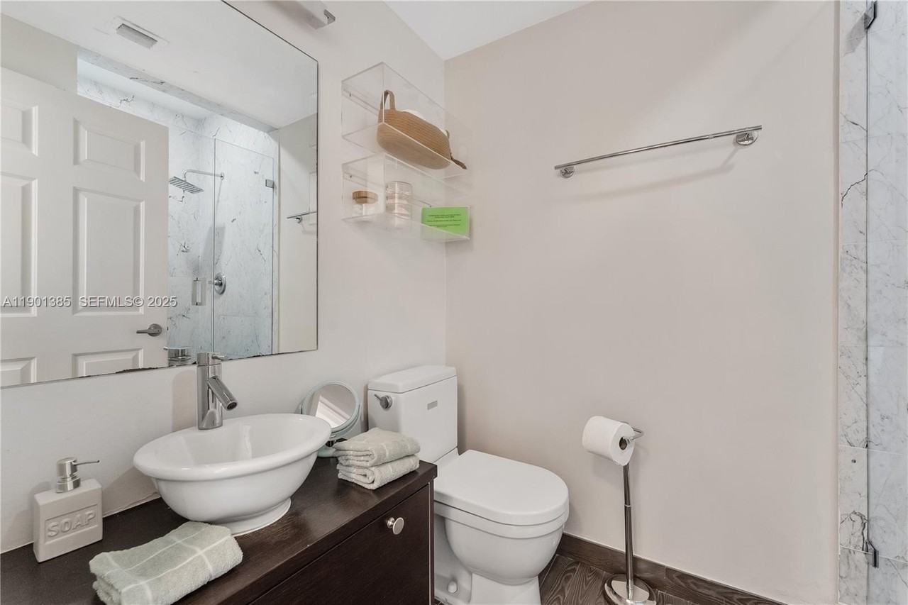 927 Euclid Avenue #6 - Photo 4 of 18