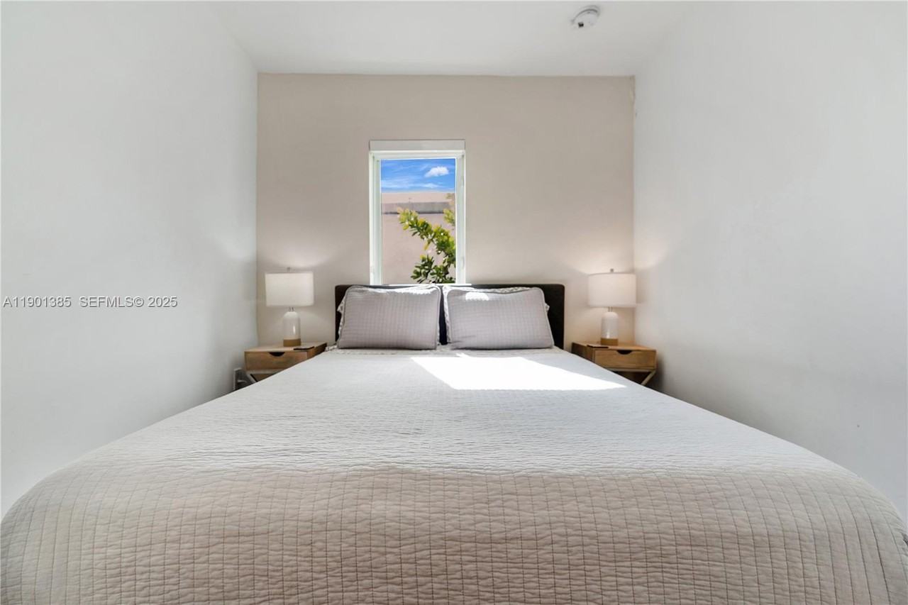 927 Euclid Avenue #6 - Photo 6 of 18