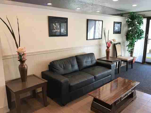 Parkland House - Photo 7 of 12