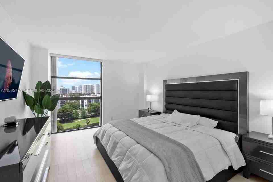 20225 Northeast 34th Court #1419 - Photo 3 of 34