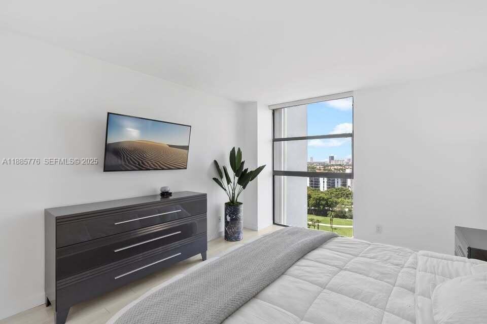 20225 Northeast 34th Court #1419 - Photo 5 of 34