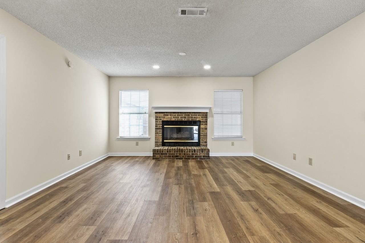 2107 Hamilton Pl S #1 - Photo 5 of 18