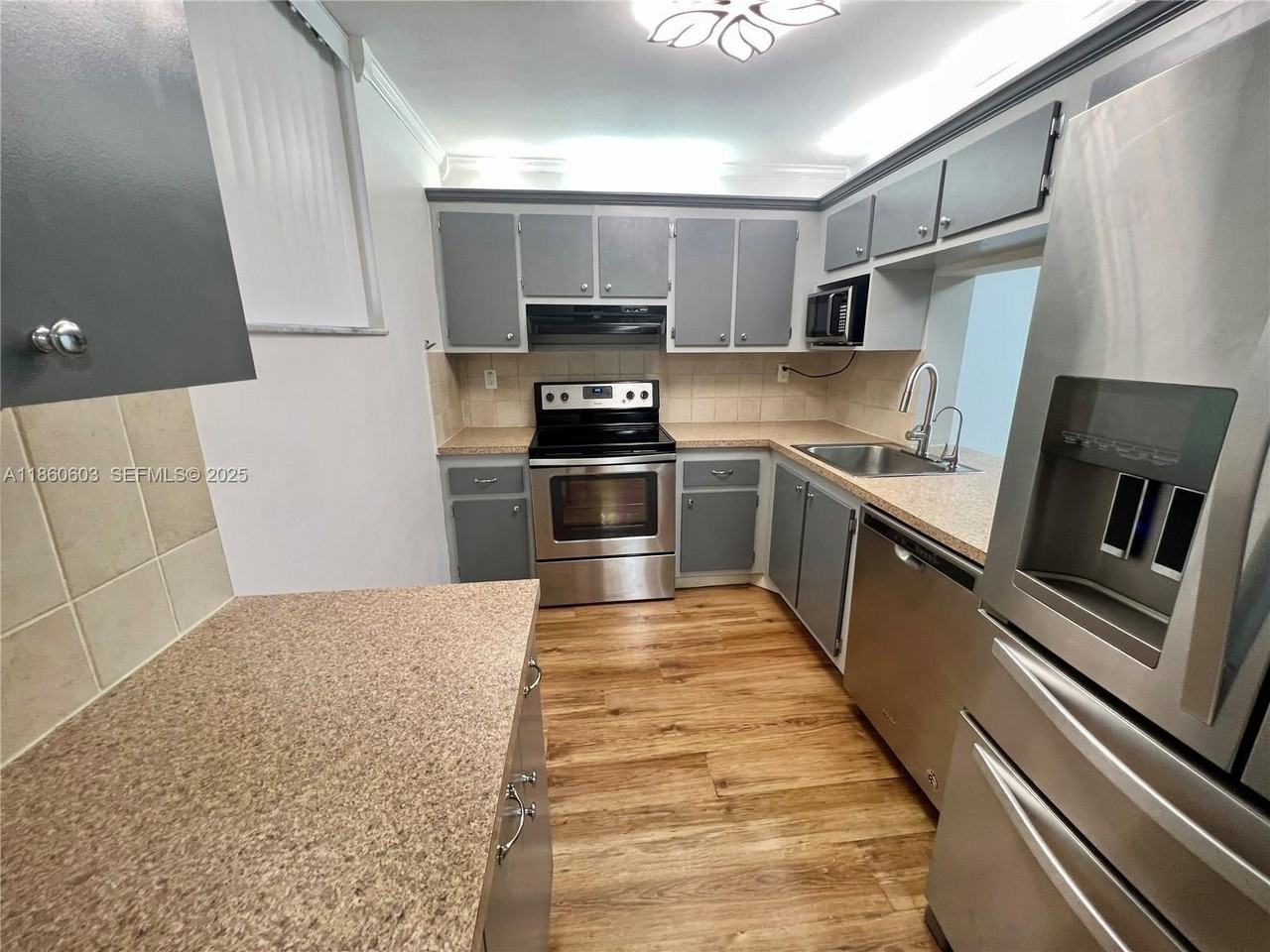 1666 West Avenue #408 - Photo 6 of 12