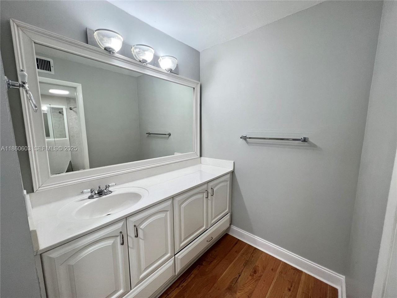 1666 West Avenue #408 - Photo 7 of 12