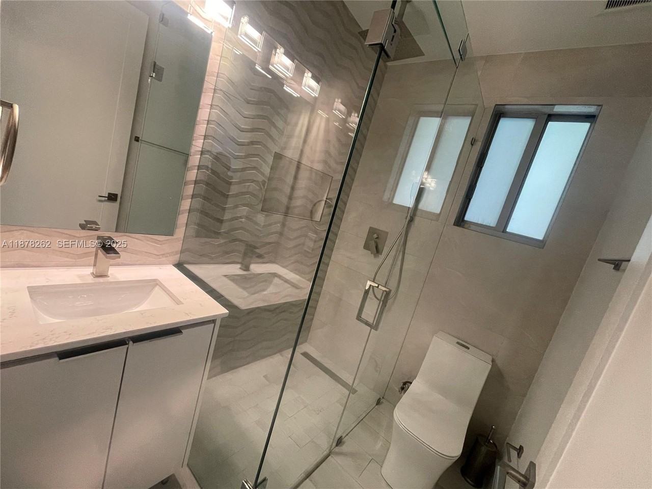 3155 Northwest 103rd Street #3155 - Photo 4 of 18