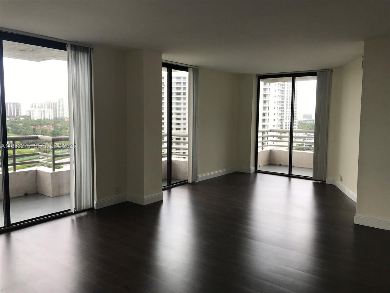 3300 Northeast 191st Street #1412 - Photo 4 of 25