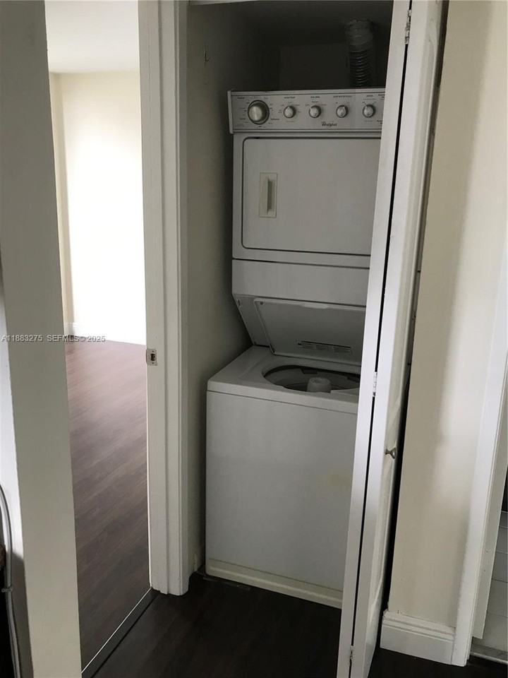 3300 Northeast 191st Street #1412 - Photo 7 of 25