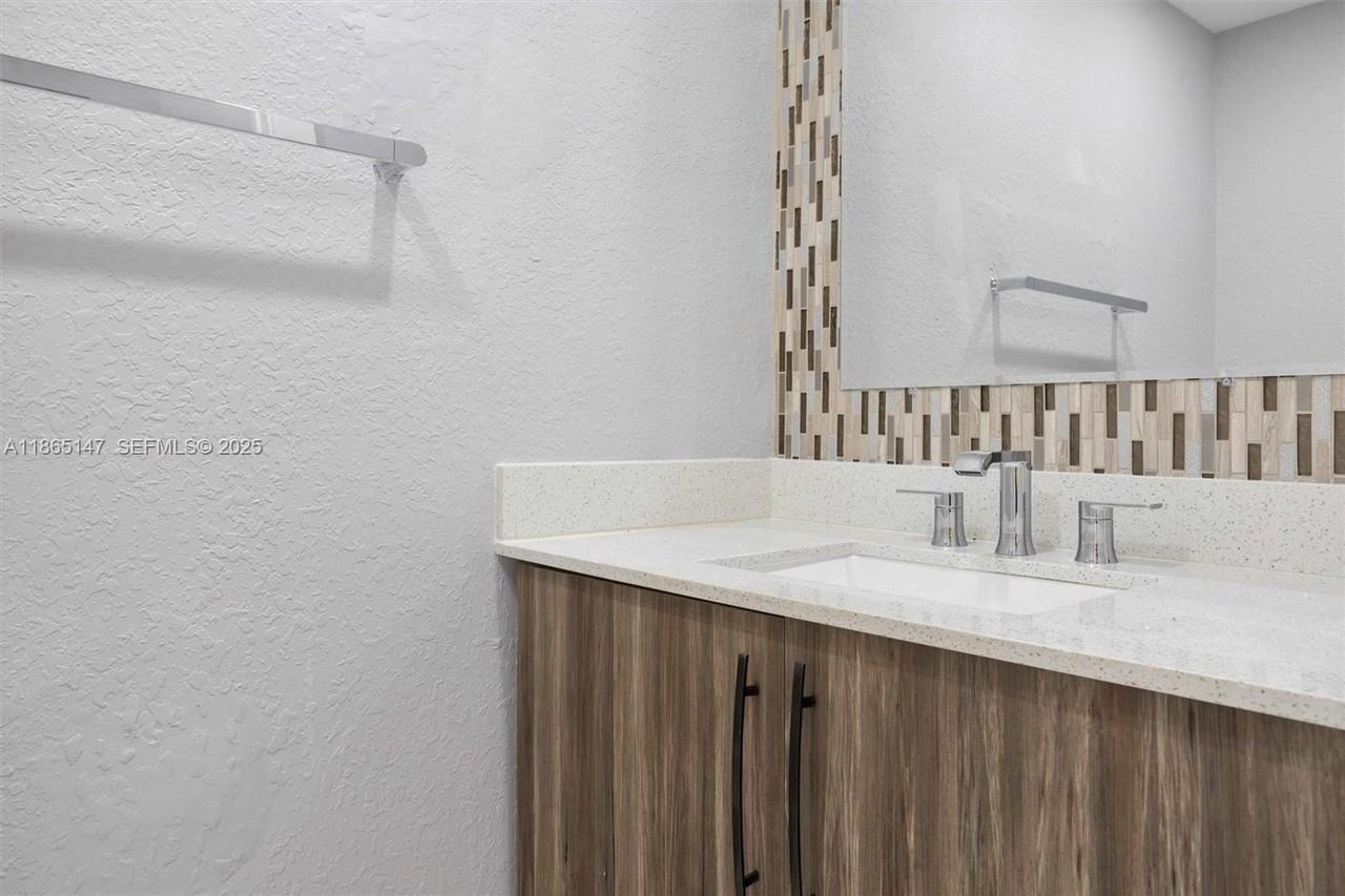 3378 West 80th Street #103 - Photo 6 of 40