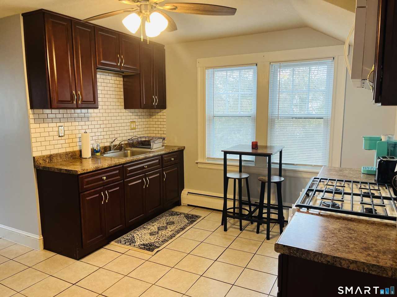 23 Konstin Pl - Photo 2 of 17