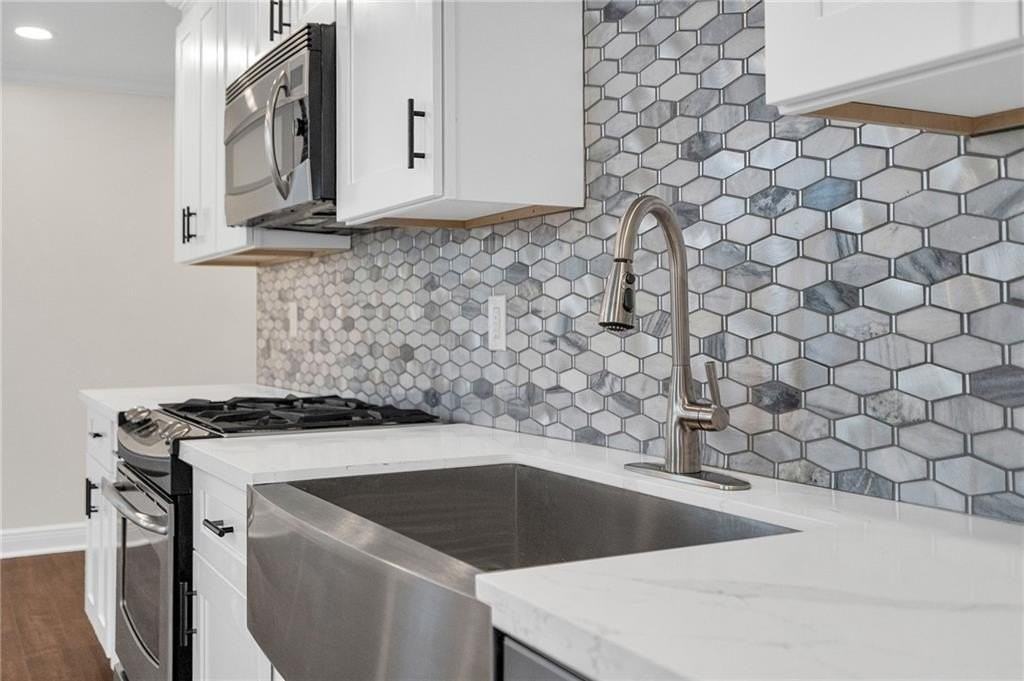 5535 W End Blvd - Photo 6 of 21