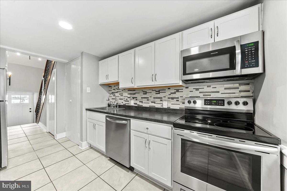 1050 Pike Springs Rd - Photo 2 of 20