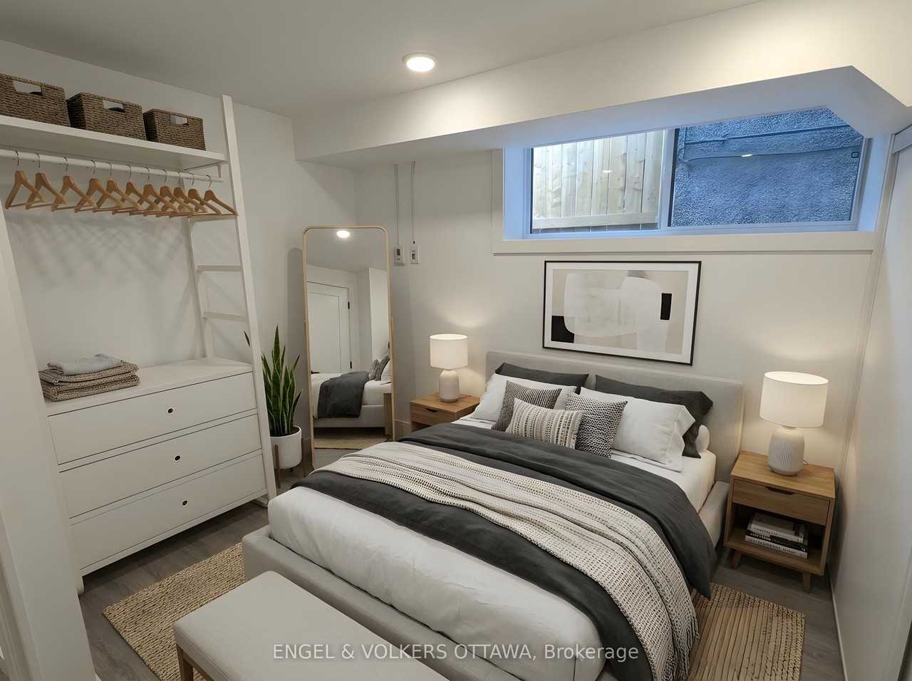 125 Carruthers Ave - Photo 5 of 6