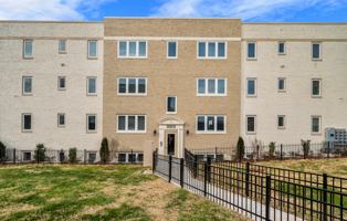 featured image of 3323 13th St Se