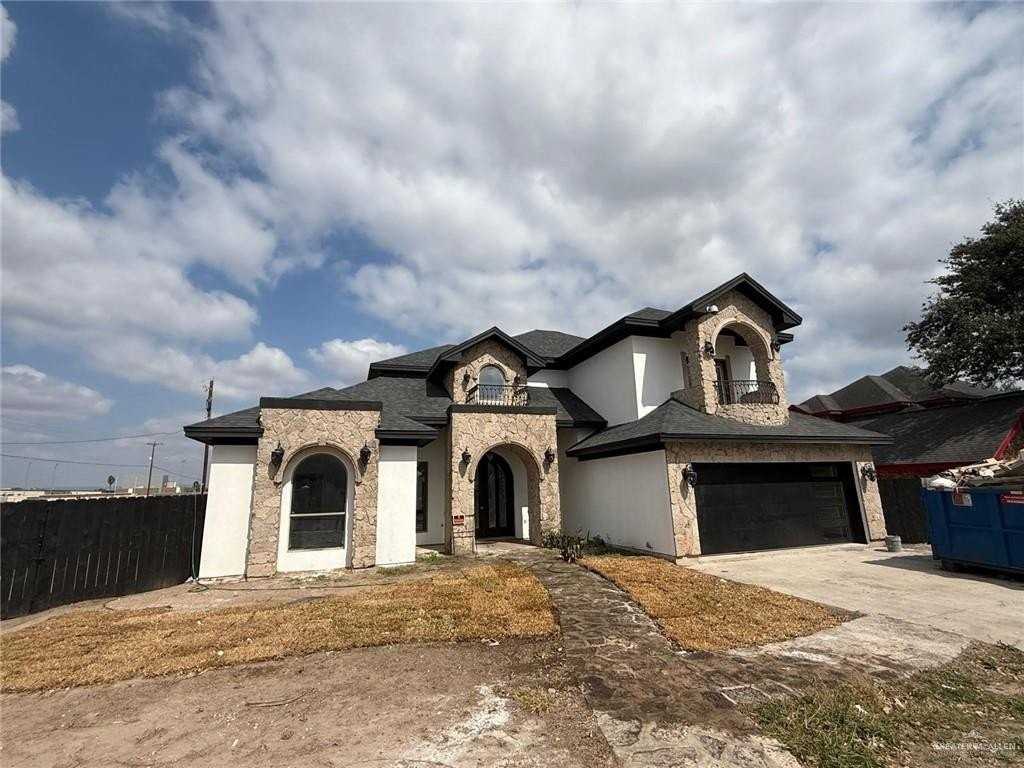 801 Alameda Dr - Photo 2 of 5