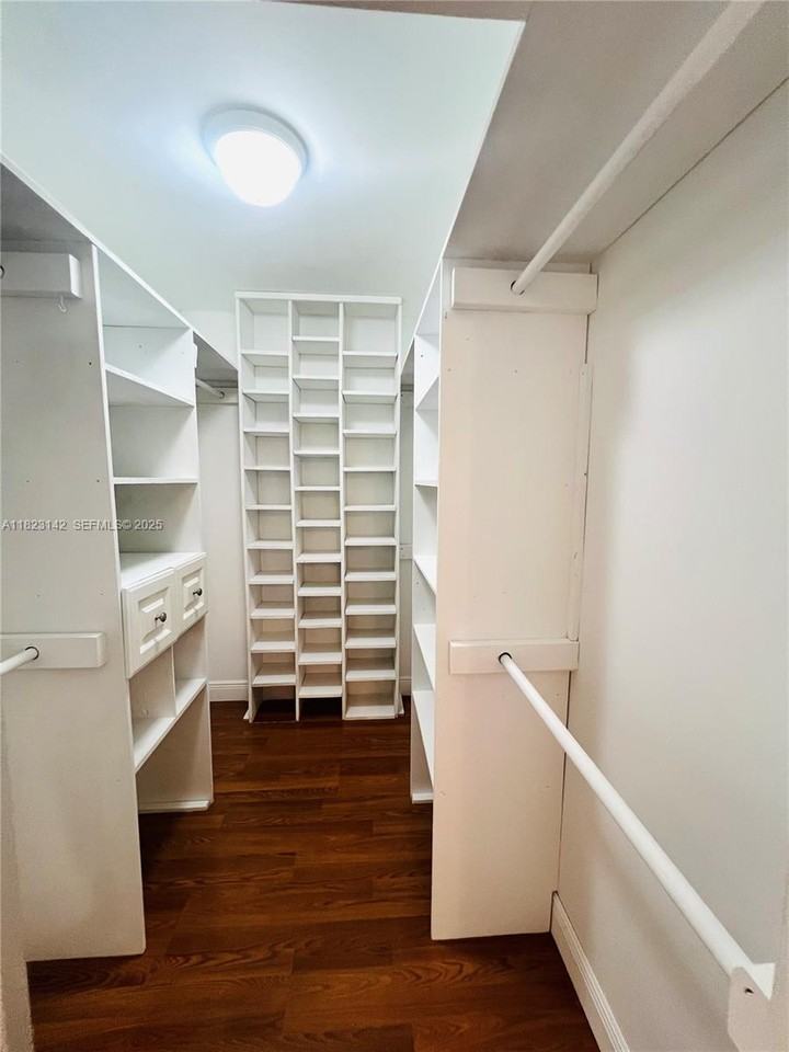 13065 Southwest 263rd Terrace #NA - Photo 6 of 30