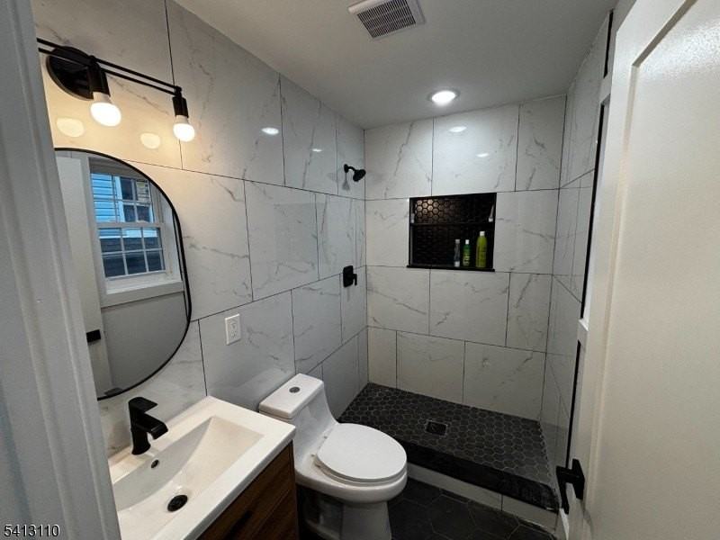 81 N Clinton St #2 - Photo 5 of 15