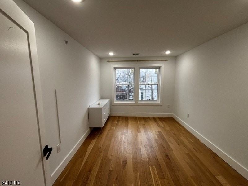 81 N Clinton St #2 - Photo 7 of 15