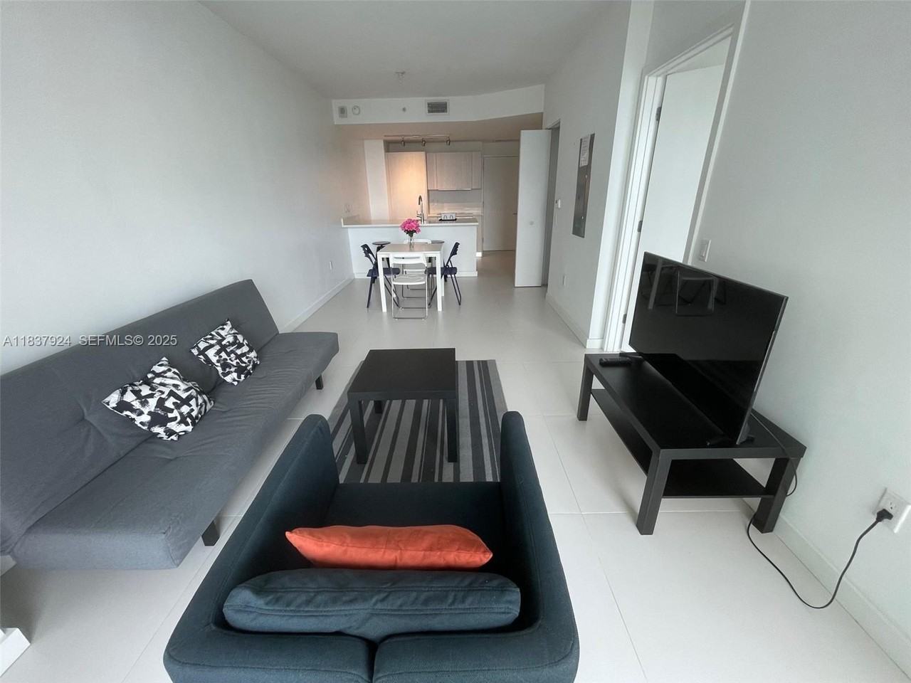 501 Northeast 31st Street #1005 - Photo 2 of 28