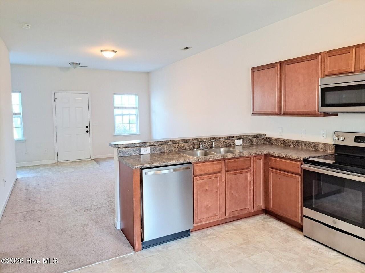 310 Burley Dr Unit 6 #6 - Photo 5 of 19