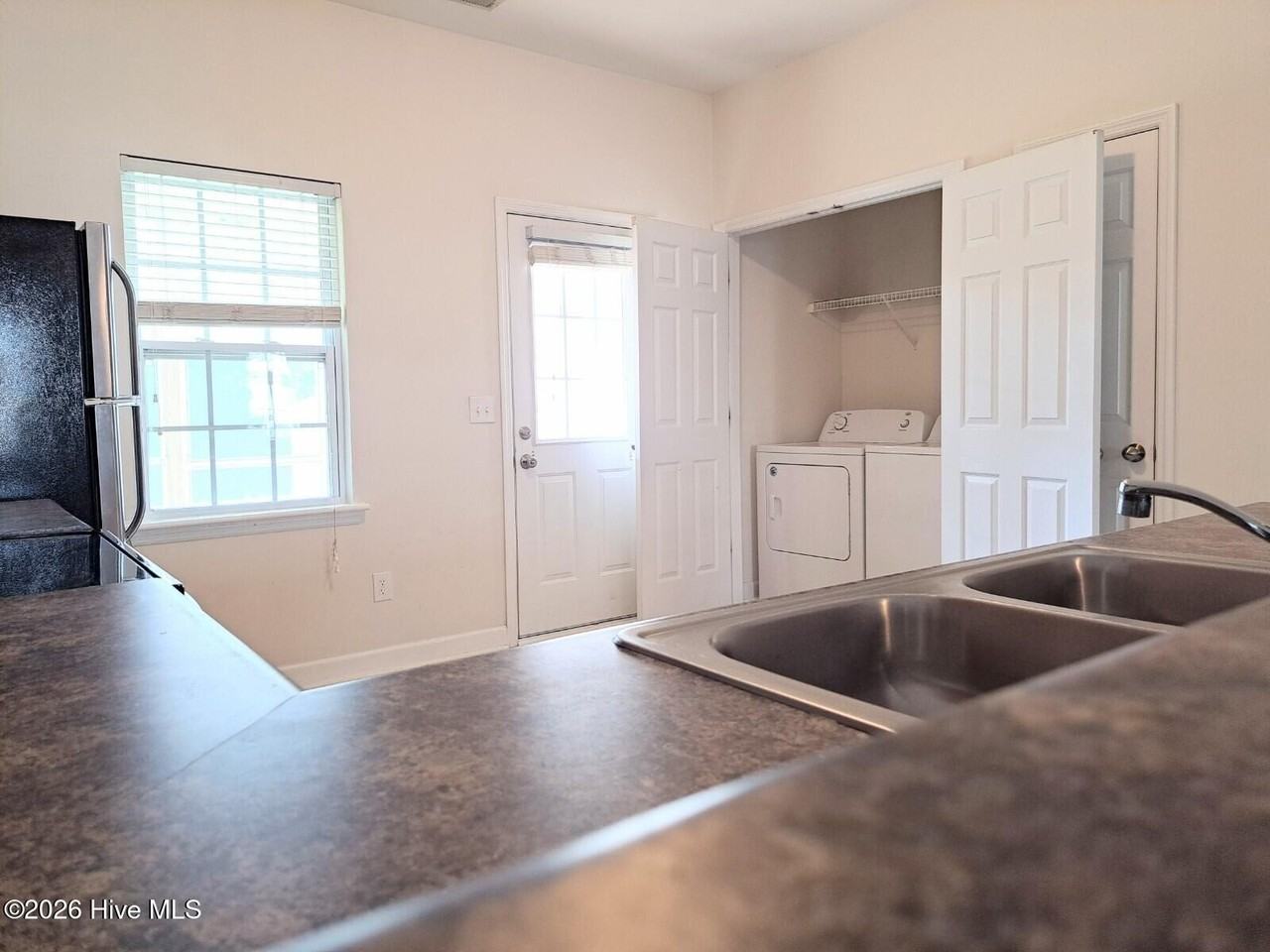 310 Burley Dr Unit 6 #6 - Photo 7 of 19