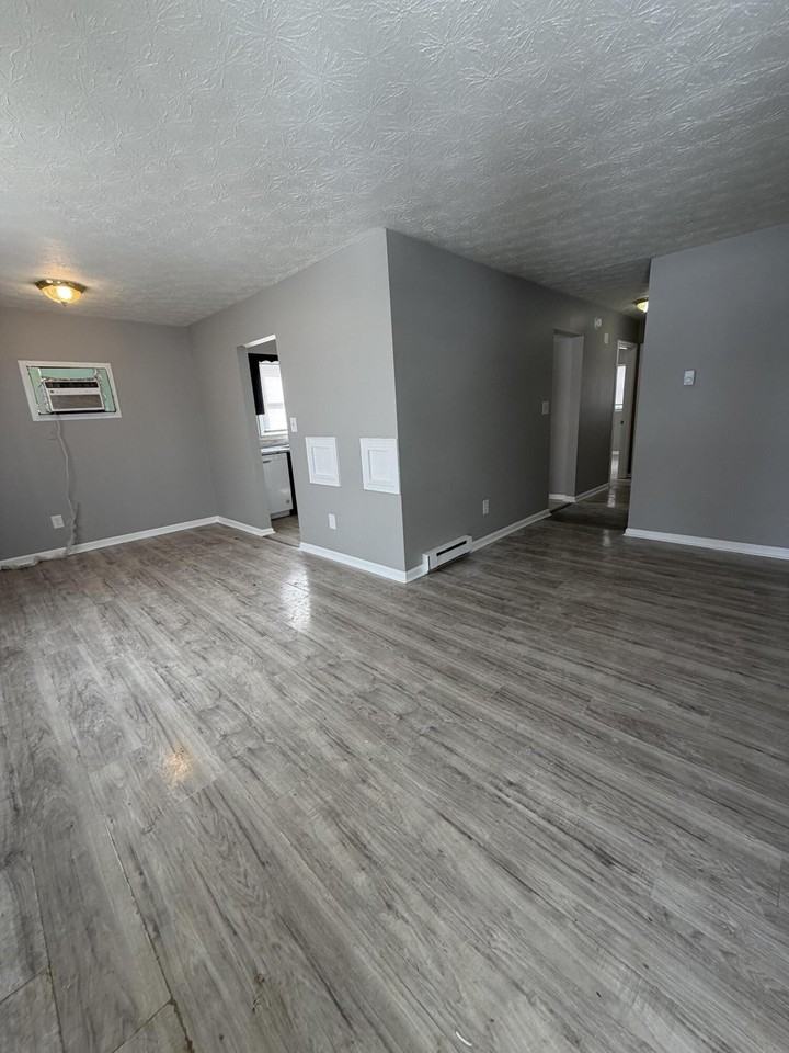 343 Rebel Rd - Photo 2 of 9