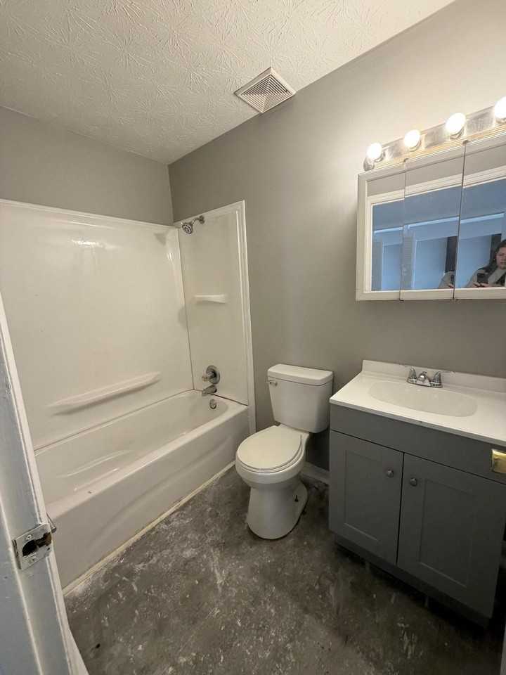 343 Rebel Rd - Photo 6 of 9