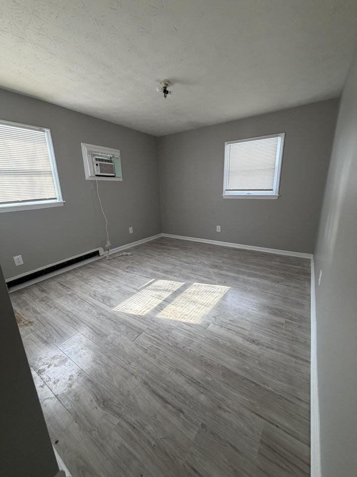 343 Rebel Rd - Photo 7 of 9