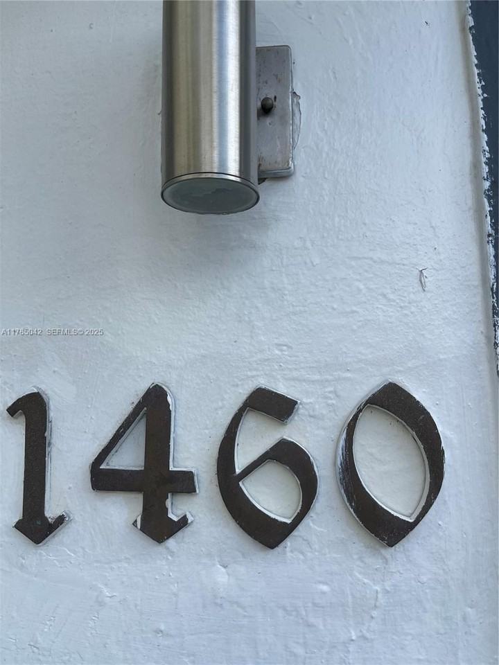 1460 Northeast 143rd Street - Photo 7 of 16