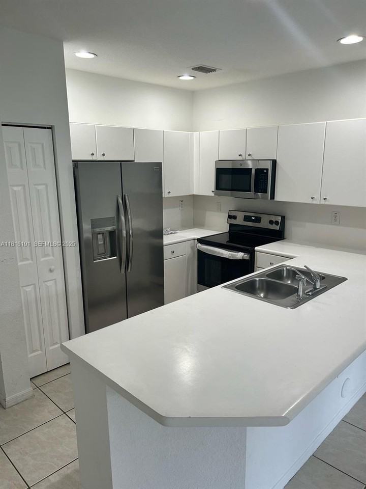 5737 Northwest 114th Path #111 - Photo 6 of 22