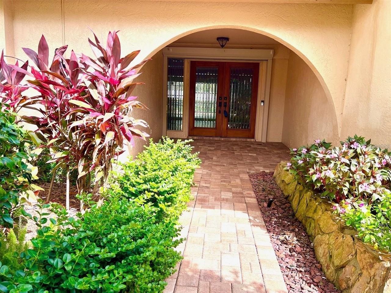 2715 Montague Ct E - Photo 2 of 46