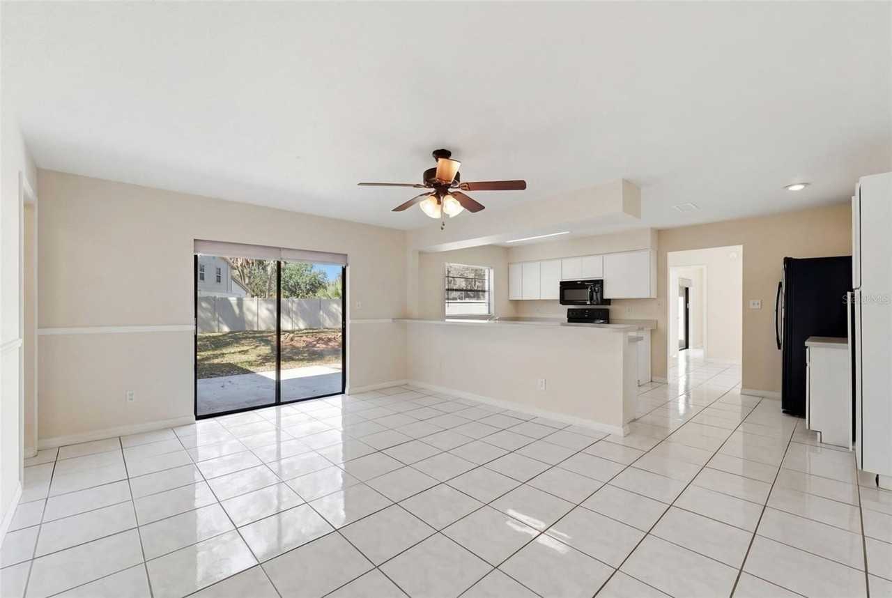 612 Shady Nook Dr - Photo 7 of 17