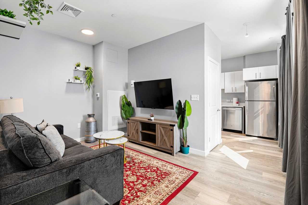 95 Broadway #1240270P - Photo 2 of 23