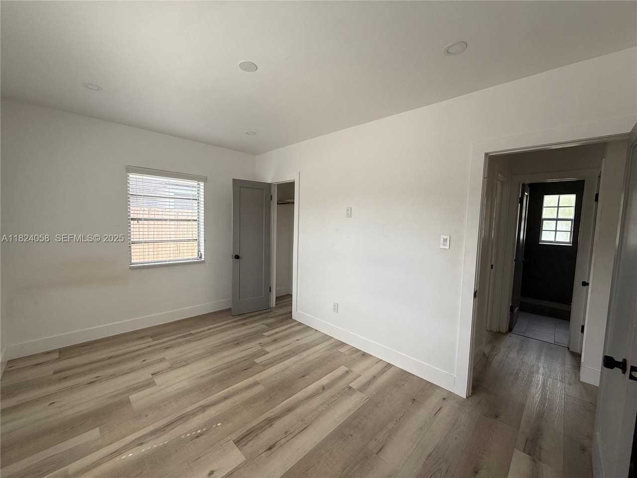 3902 East 8th Court #1 - Photo 3 of 19