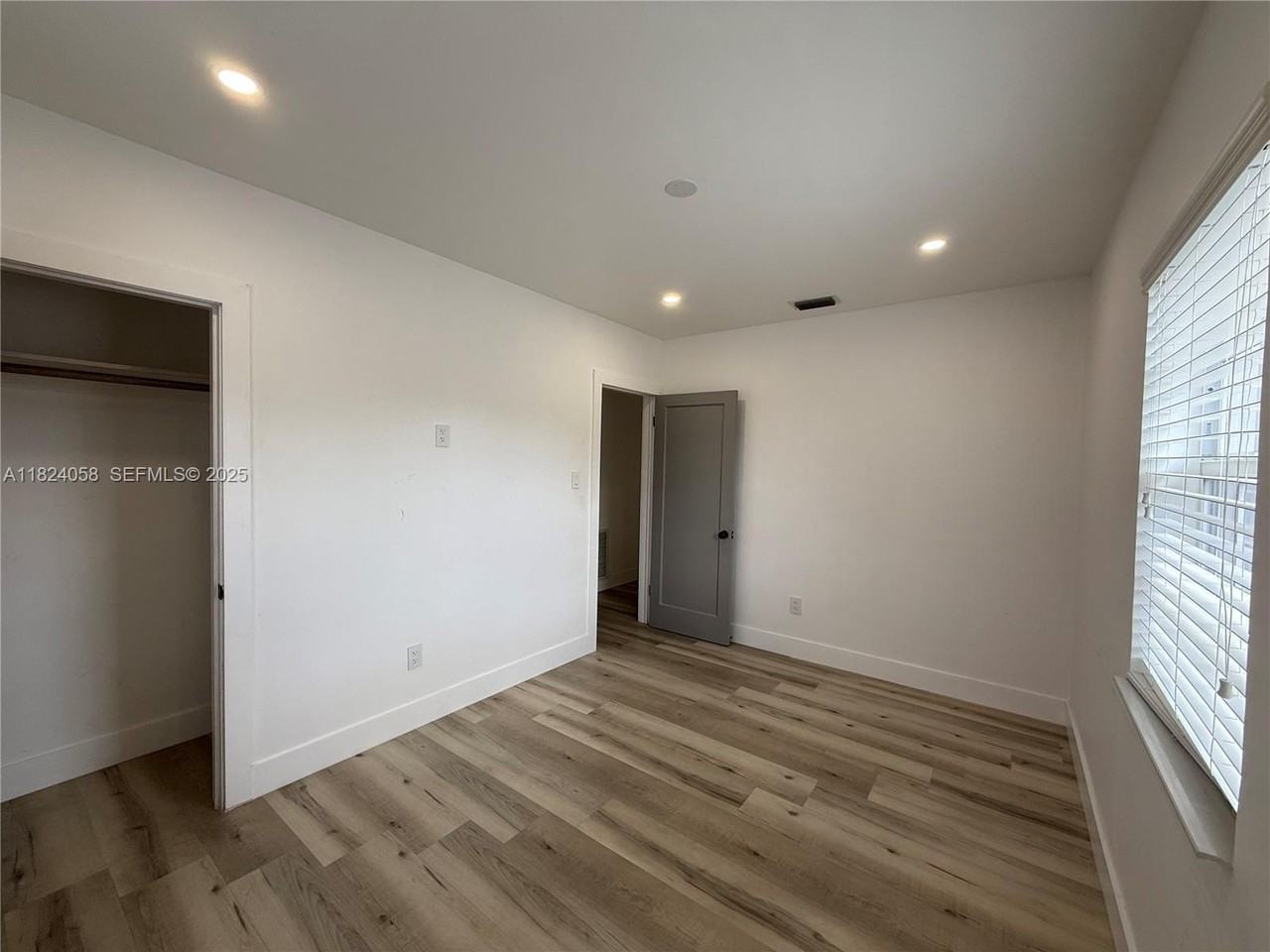 3902 East 8th Court #1 - Photo 5 of 19