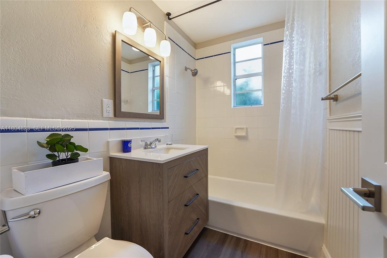 359 Meridian Avenue #A104 - Photo 3 of 12