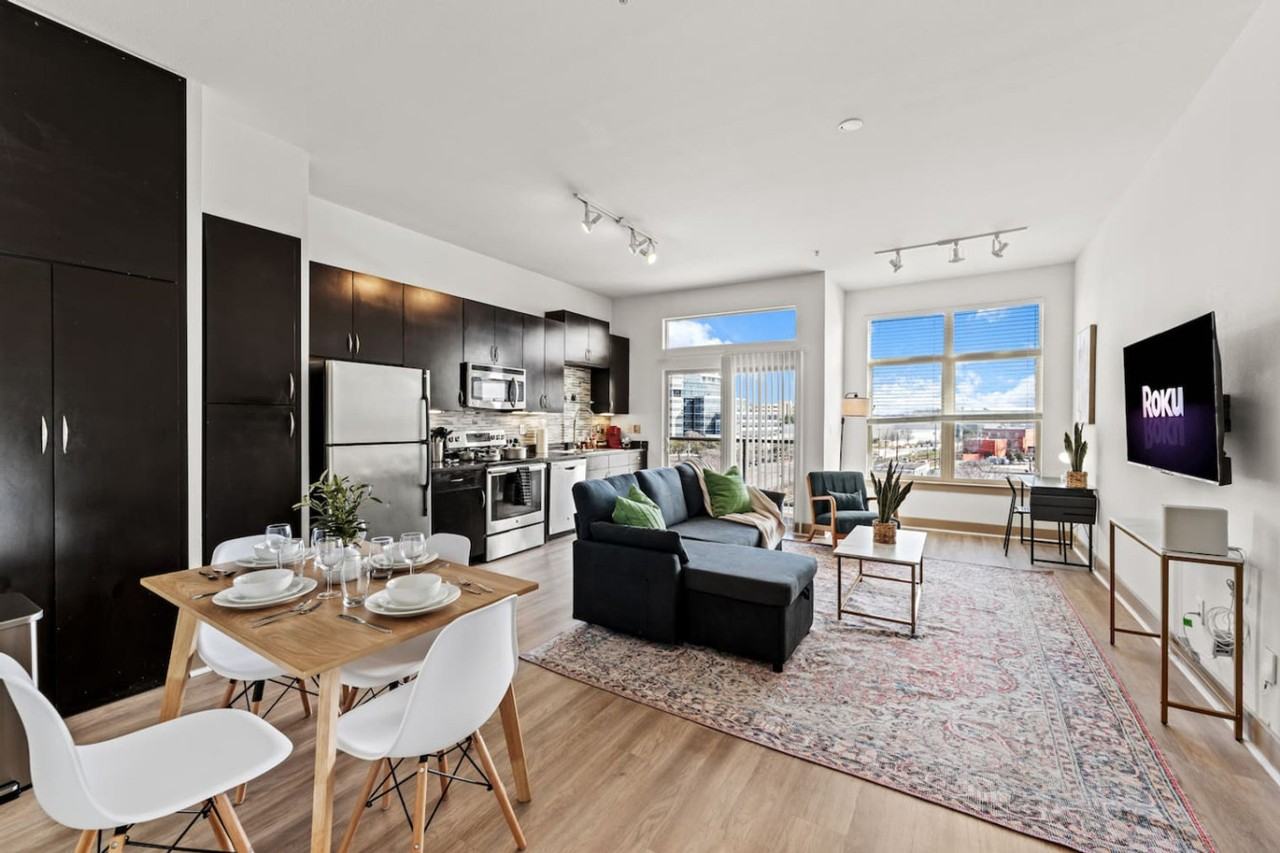 2901 Indiana Street - Photo 5 of 50