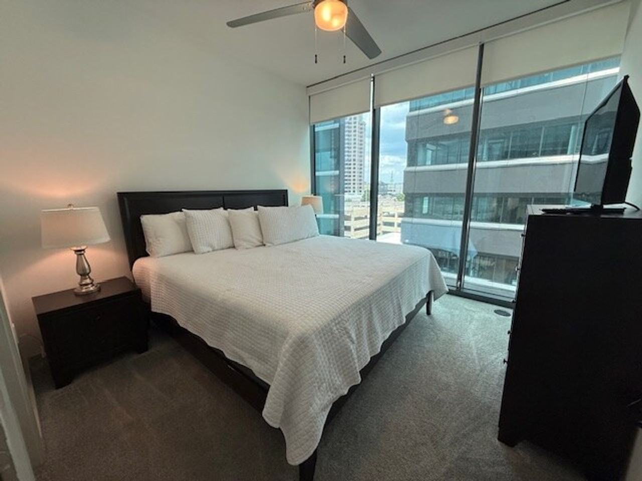 3380 Peachtree Rd Ne #1325108P - Photo 3 of 13