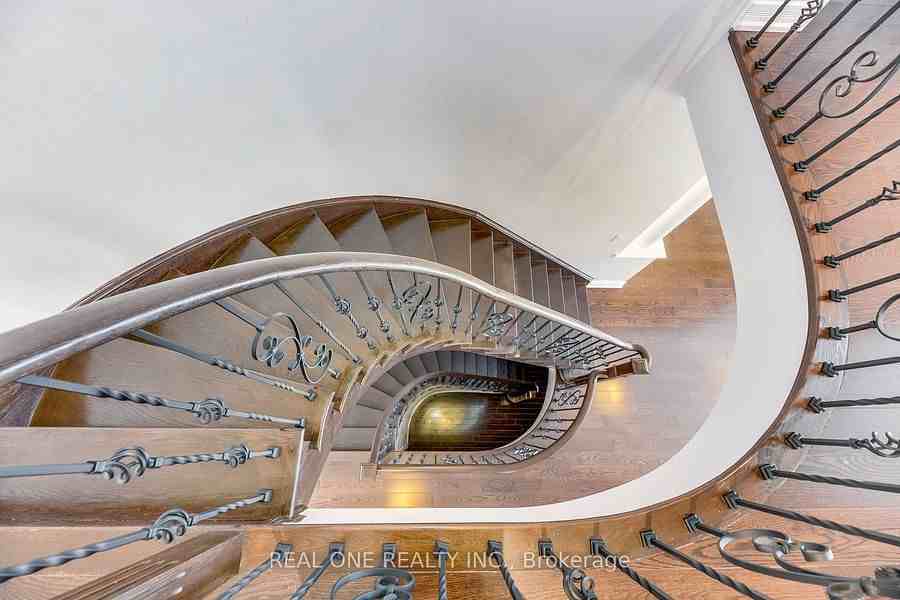 1280 Kestell Boulevard - Photo 7 of 22