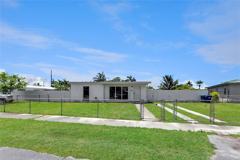 11040 Southwest 52nd Drive - Photo 1 of 1